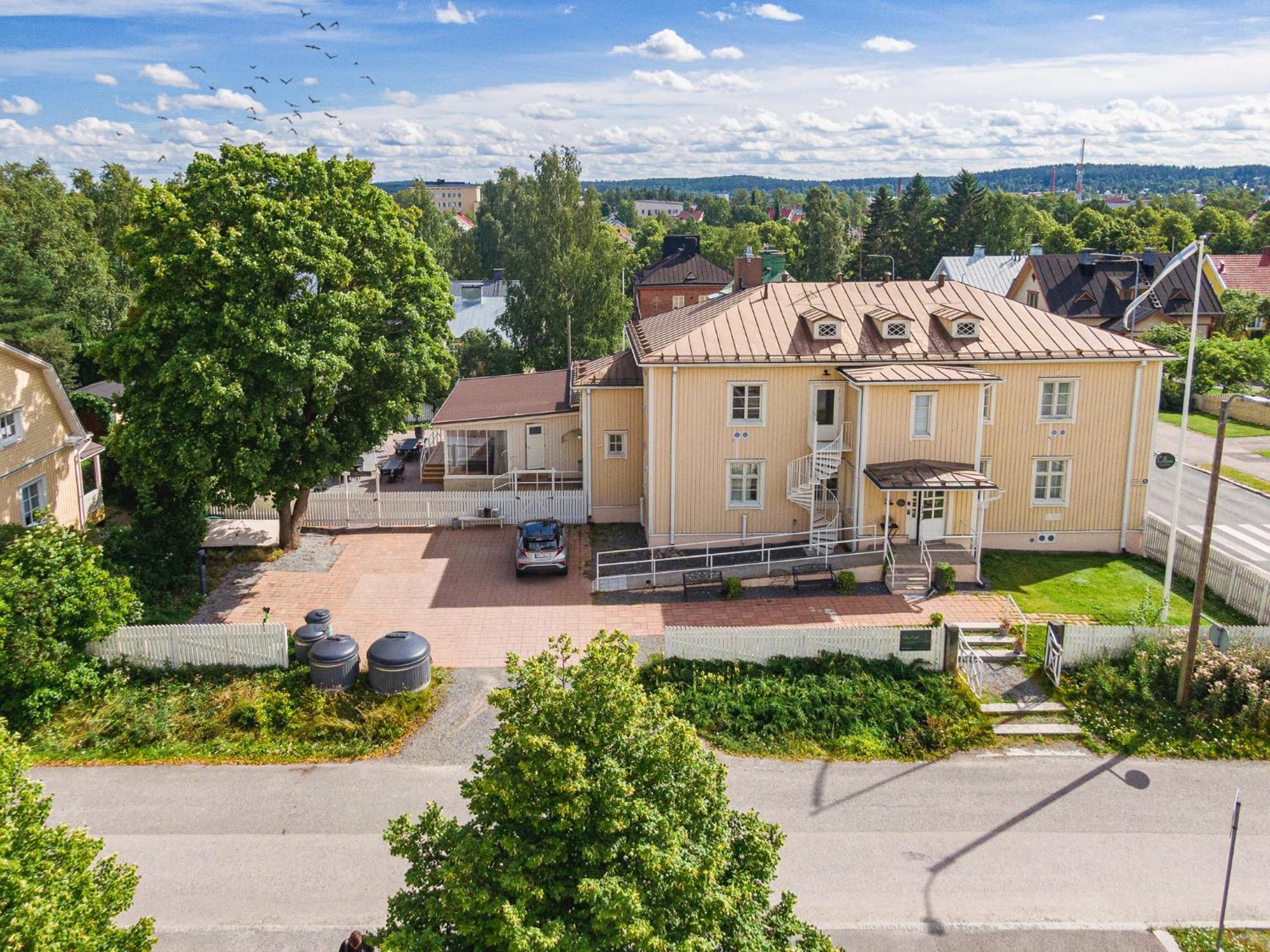 Lillan Boutique Hotel&Kök Tampere Extérieur photo